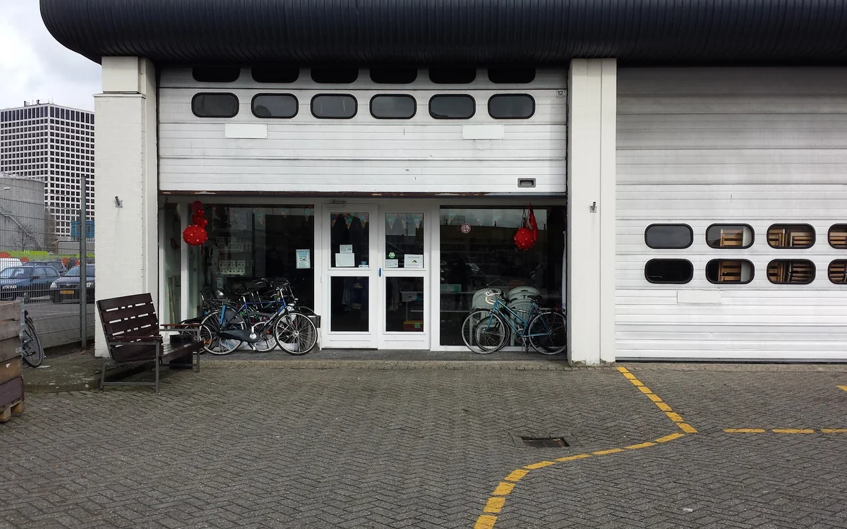 Kringloopwinkel [Gesloten] Kringloopwinkel Stichting Keigoed in Rotterdam