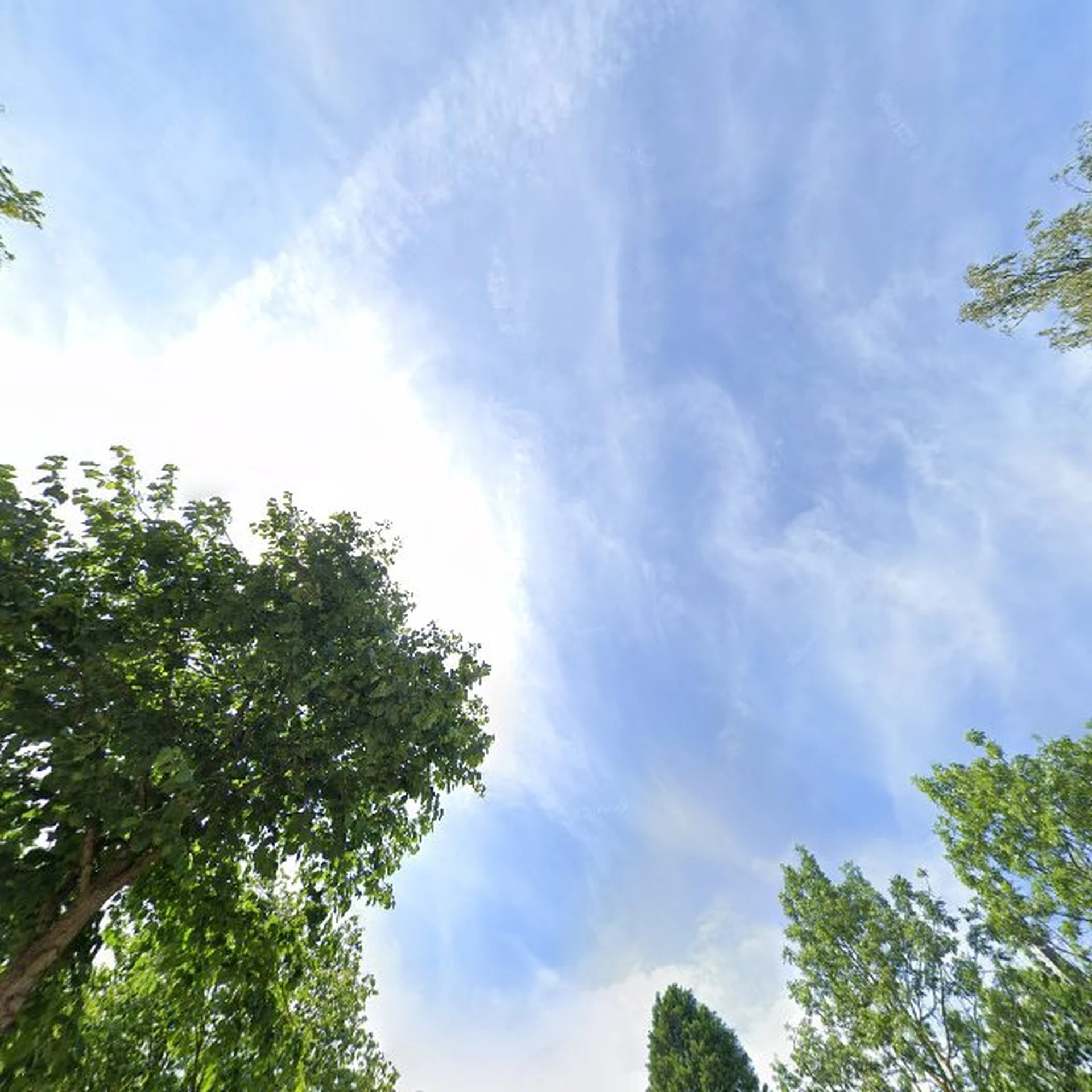 Kringloopwinkel Kringloopwinkel Stichting Kledingbank Zuid in Hoensbroek