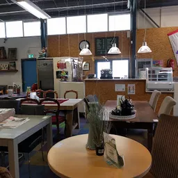 Bezoeker foto van Stichting Kringloop Alphen aan den Rijn in Alphen aan den Rijn