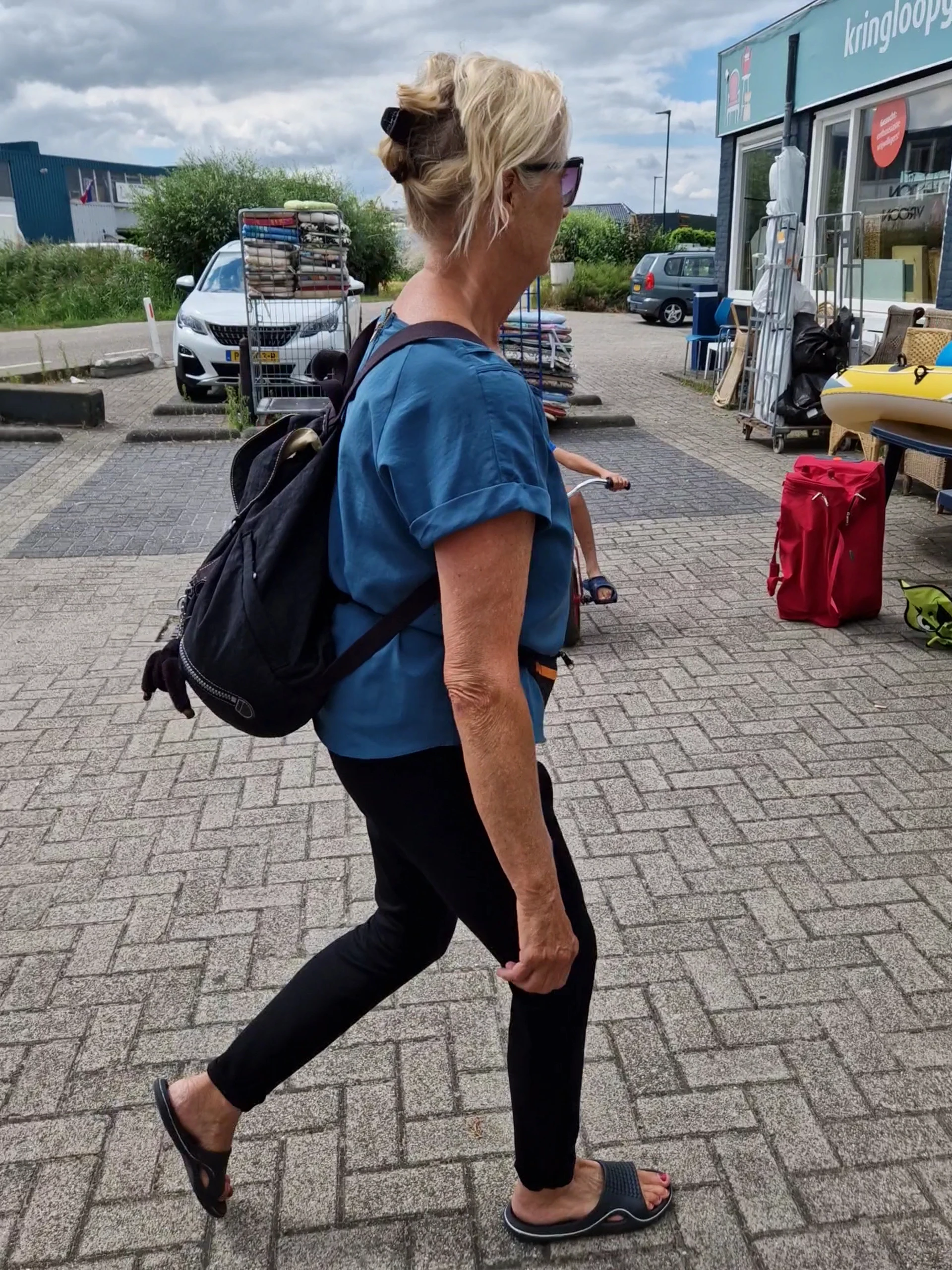 Kringloopwinkel Stichting Kringloop Giessenlanden, in Arkel