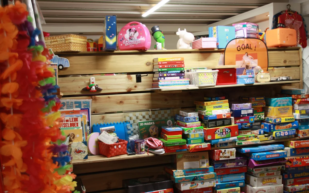 Kringloopwinkel Stichting kringloop Hierden in Hierden