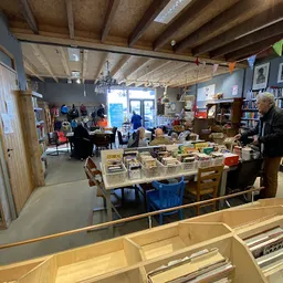 Bezoeker foto van Stichting Kringloopcentrum Spullenhulp in Soest