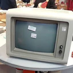 Bezoeker foto van Stichting Kringloopcentrum Spullenhulp in Soest