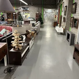 Bezoeker foto van Stichting Kringloopwinkel Helmond in Helmond