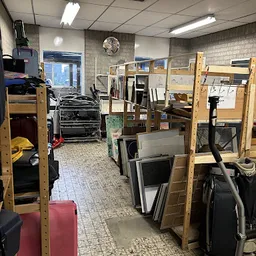 Bezoeker foto van Stichting Kringloopwinkel Helmond in Helmond