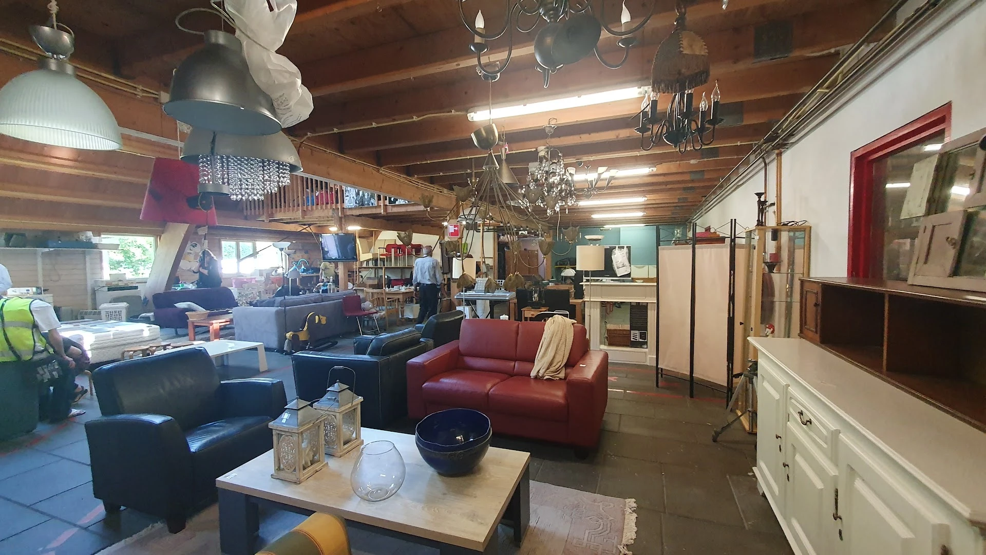 Kringloopwinkel Kringloopwinkel Stichting Overal in Nijmegen