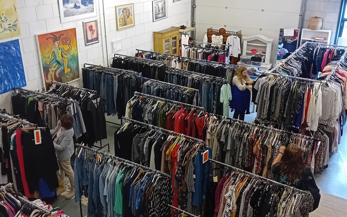 Kringloopwinkel Stichting Tweede Kans Kringloop en Voedselbank in Amsterdam