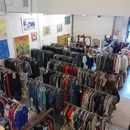 Kringloopwinkel Stichting Tweede Kans Kringloop en Voedselbank in Amsterdam