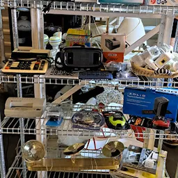 Bezoeker foto van Stichting Vrijwilligers Van Goede Doelen Winkel Sittard in Sittard