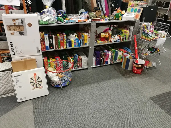 Kringloopwinkel Kringloopwinkel Stichting WW Help Ons Helpen in Breda