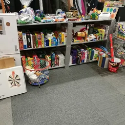 Kringloopwinkel Kringloopwinkel Stichting WW Help Ons Helpen in Breda