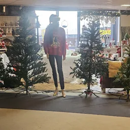 Bezoeker foto van Kringloopwinkel Stichting Zolder van Den Helder in Den Helder