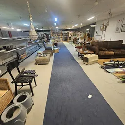 Bezoeker foto van Kringloopwinkel Stichting Zolder van Den Helder in Den Helder