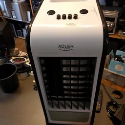 Bezoeker foto van Kringloopwinkel Stichting Zolder van Den Helder in Den Helder