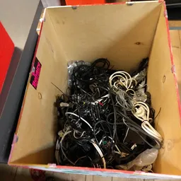 Bezoeker foto van Kringloopwinkel Stichting Zolder van Den Helder in Den Helder