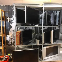 Bezoeker foto van Kringloopwinkel Stichting Zolder van Den Helder in Den Helder