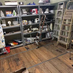 Bezoeker foto van Kringloopwinkel Stichting Zolder van Den Helder in Den Helder