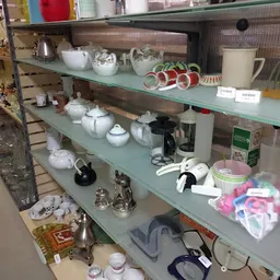 Bezoeker foto van Kringloopwinkel Stichting Zolder van Den Helder in Den Helder