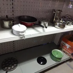 Bezoeker foto van Kringloopwinkel Stichting Zolder van Den Helder in Den Helder