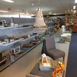 Bezoeker foto van Kringloopwinkel Stichting Zolder van Den Helder in Den Helder