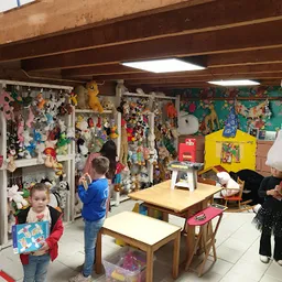 Bezoeker foto van Struun TX Kringloopwinkel in Den Burg