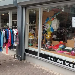 Kringloopwinkel Kringloopwinkel Terre des Hommes winkel Amsterdam in Amsterdam
