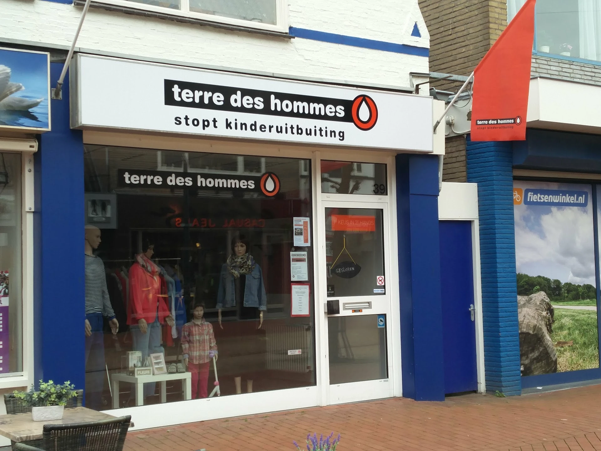 Kringloopwinkel Kringloopwinkel Terre des Hommes winkel Drachten in Drachten