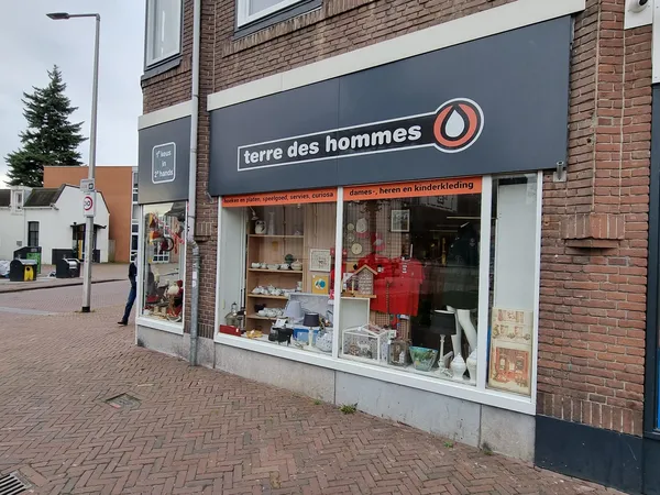 Kringloopwinkel Kringloopwinkel Terre des Hommes winkel Enschede in Enschede