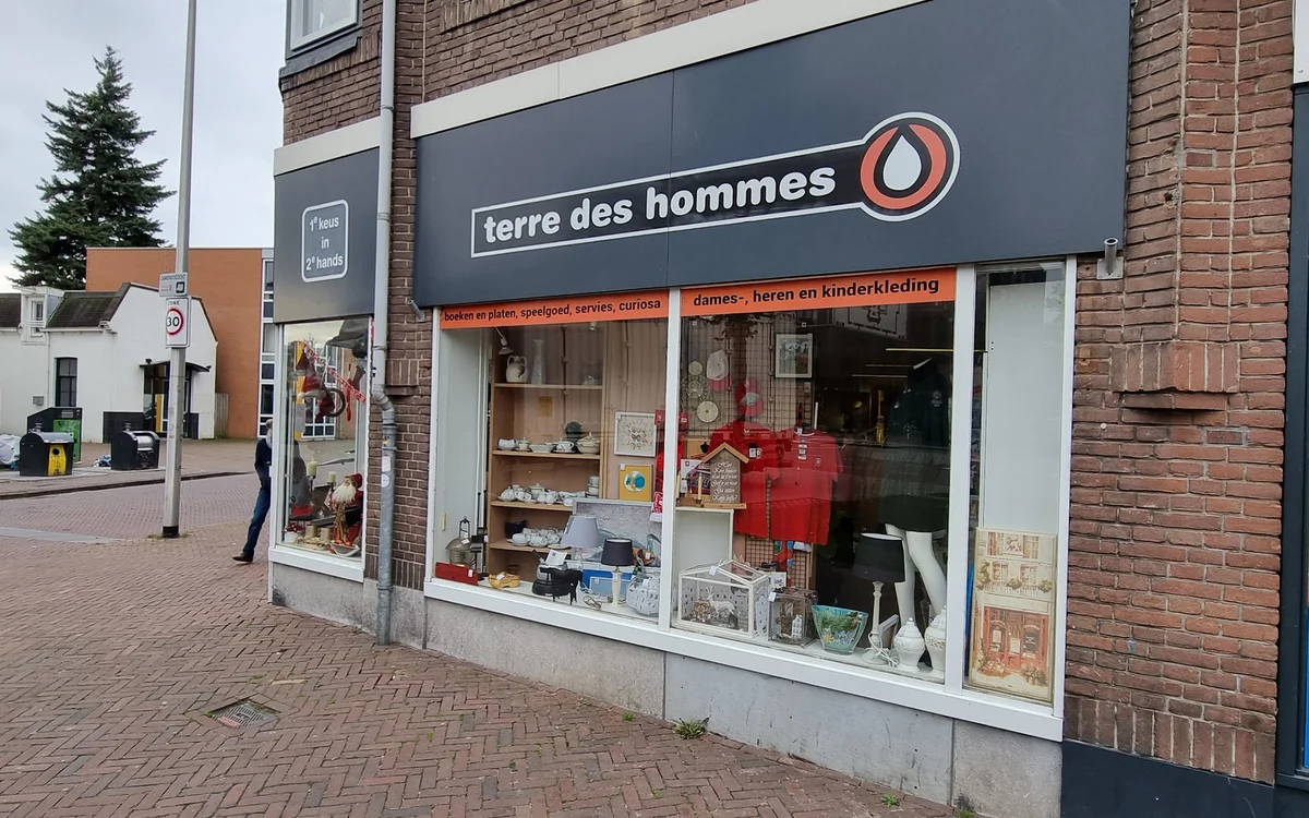 Kringloopwinkel Kringloopwinkel Terre des Hommes winkel Enschede in Enschede