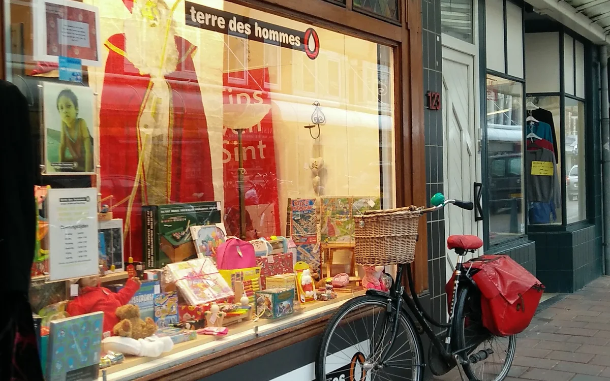 Kringloopwinkel Kringloopwinkel Terre des Hommes winkel Haarlem in Haarlem