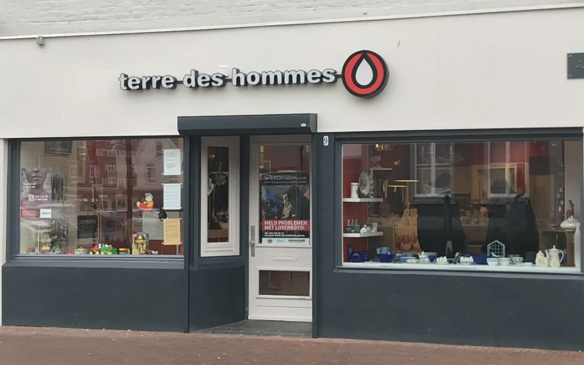Kringloopwinkel Kringloopwinkel Terre des Hommes winkel Helmond in Helmond