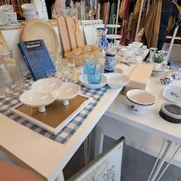 Bezoeker foto van Kringloopwinkel Terre des Hommes winkel Helmond in Helmond