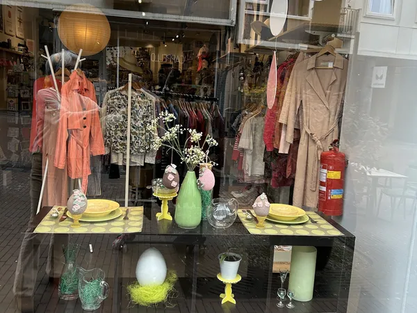 Kringloopwinkel Kringloopwinkel Terre des Hommes winkel Nijmegen in Nijmegen