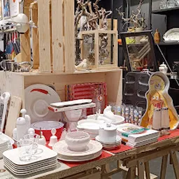 Bezoeker foto van Kringloopwinkel Terre des Hommes winkel Nijmegen in Nijmegen