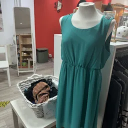 Bezoeker foto van Kringloopwinkel Terre des Hommes winkel Utrecht in Utrecht