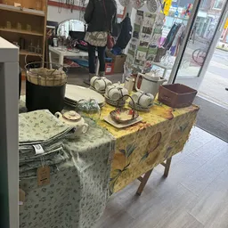 Bezoeker foto van Kringloopwinkel Terre des Hommes winkel Utrecht in Utrecht