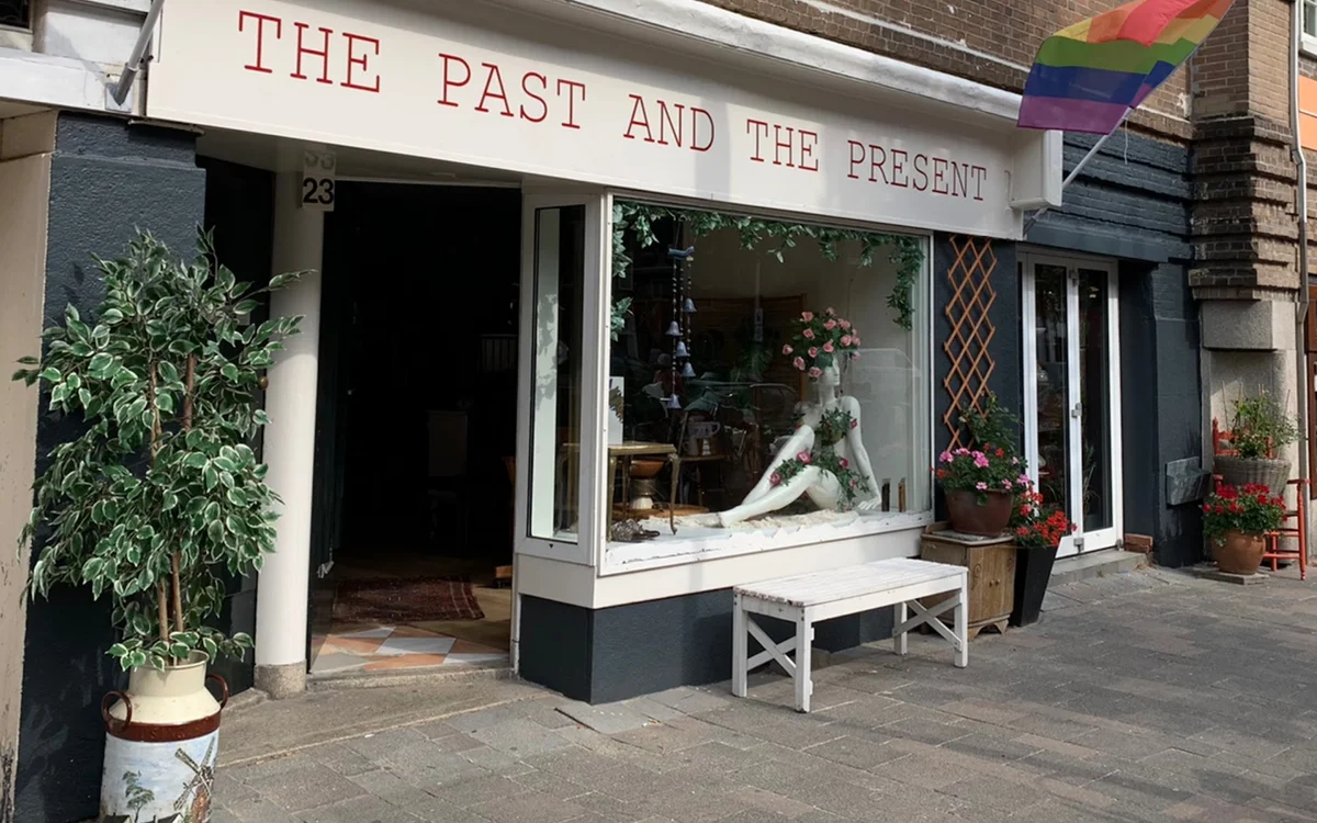 Kringloopwinkel Kringloopwinkel The Past And The Present in Amsterdam