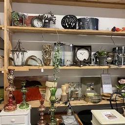 Bezoeker foto van Kringloopwinkel The Vintage Store in Cruquius