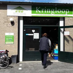 Kringloopwinkel thrift Jan Vink Foundation in Sint-Michielsgestel