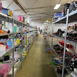 Bezoeker foto van Thrift Store What's in? in Groningen