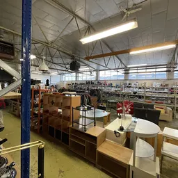 Bezoeker foto van Thrift Store What's in? in Groningen