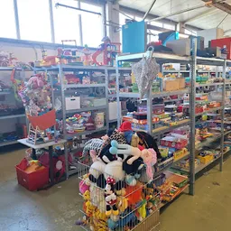 Bezoeker foto van Thrift Store What's in? in Groningen