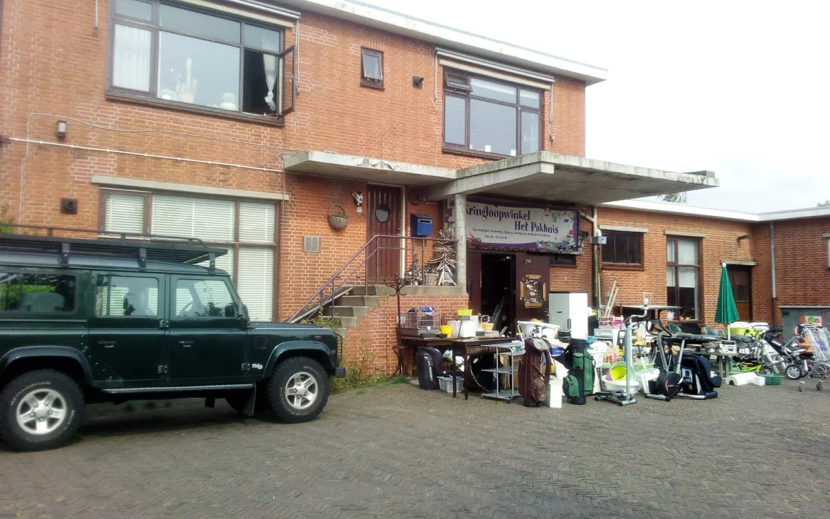 Kringloopwinkel Thrift Warehouse in Zandvoort