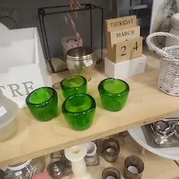 Bezoeker foto van Kringloopwinkel Tweede Kanswinkel De Bob Shop in Molenaarsgraaf