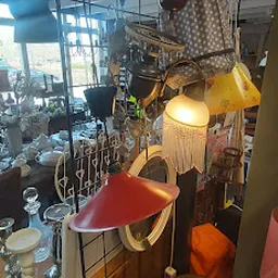 Bezoeker foto van Kringloopwinkel Tweede Kanswinkel De Bob Shop in Molenaarsgraaf