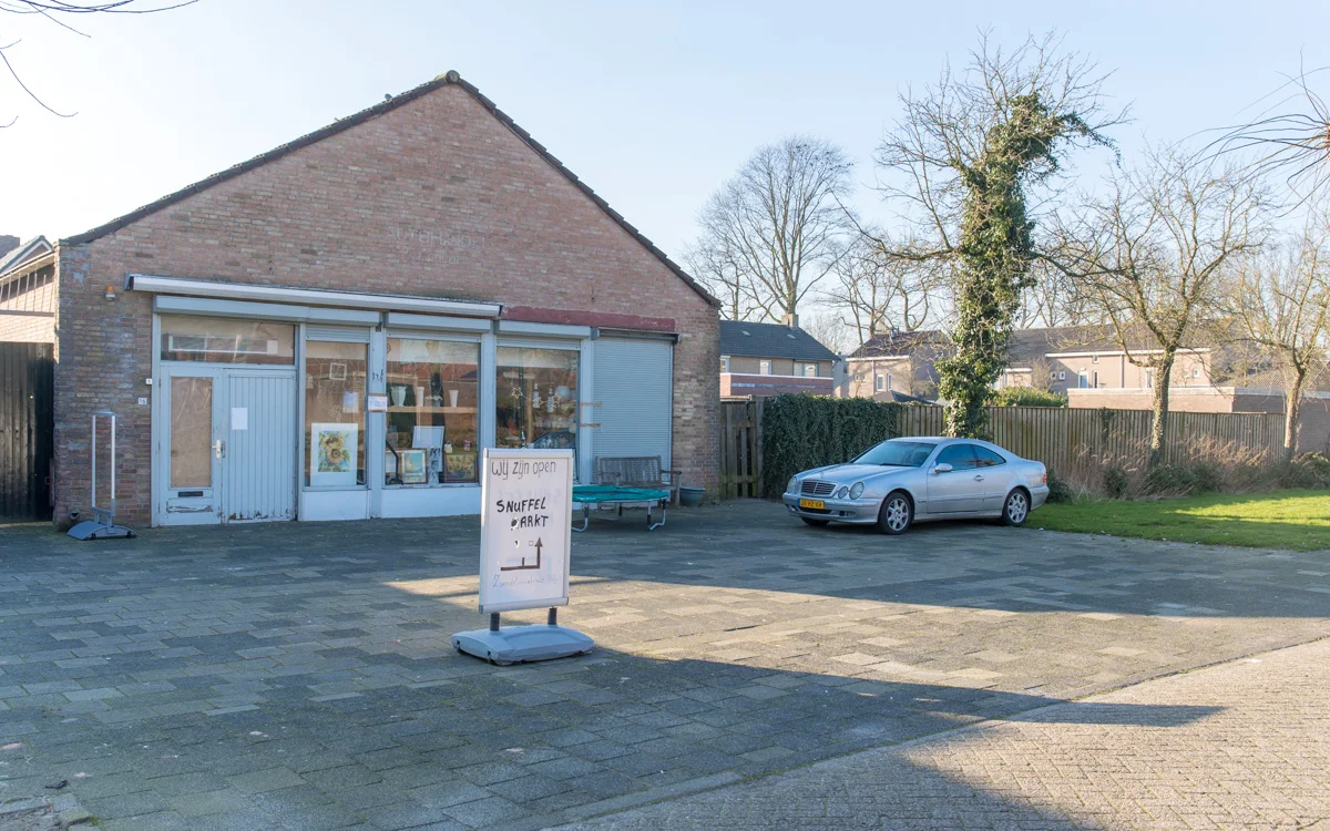 Kringloopwinkel Kringloopwinkel Tweedehands en restyleshop De Zonnebloem in Schijndel