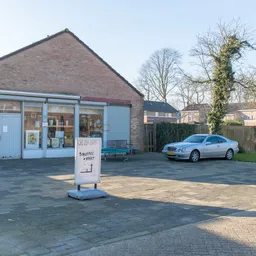 Kringloopwinkel Kringloopwinkel Tweedehands en restyleshop De Zonnebloem in Schijndel