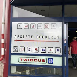 Bezoeker foto van Kringloopwinkel Twiddus in Waalwijk