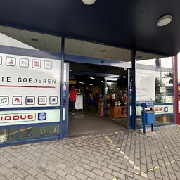Bezoeker foto van Kringloopwinkel Twiddus in Waalwijk