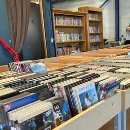 Bezoeker foto van Kringloopwinkel Twiddus in Waalwijk